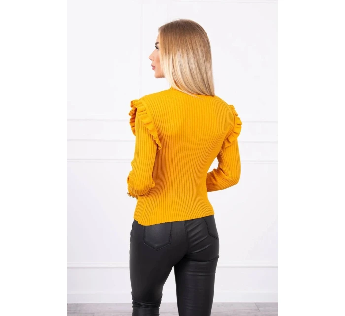 Zodpovedajúca svetrová blúzka s horčicovými gombíkmi