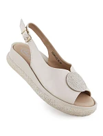 Dámské sandály na platformě se zirkony béžové model 22134919 - FILIPPO