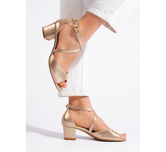 Luxusné zlaté dámske sandále na širokom podpätku