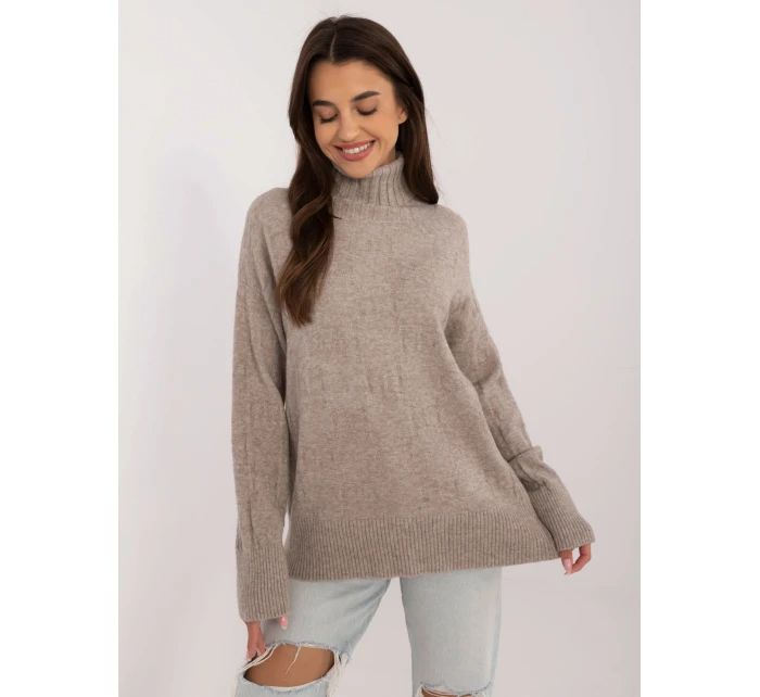 Sweter AT SW ciemny bezowy model 20470394 - FPrice Sweter AT SW ciemny bezowy model 20470394 - FPrice