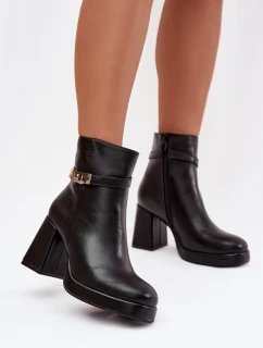 Topánky na podpätku model 221521 Krok vo veľkom štýle