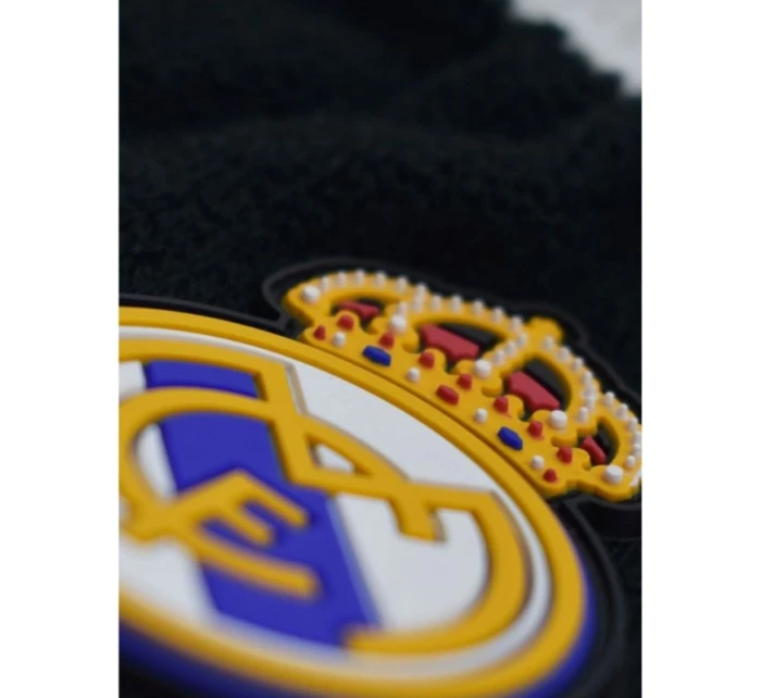 Zimní rukavice Real Madrid model 21377946 Zimní rukavice Real Madrid model 21377946