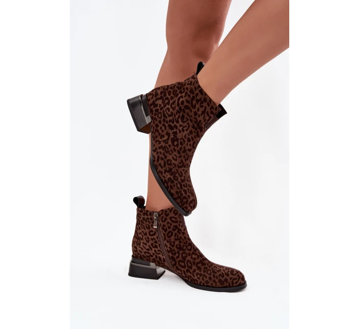 Botki Z Naturalnego Zamszu Na Klocku Panterka D&A JC52-852 Brązowe