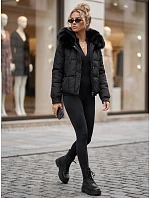 Krátka dámska zimná prešívaná bunda, čierna, FashionStreet TY6037 Krátka dámska zimná prešívaná bunda, čierna, FashionStreet TY6037