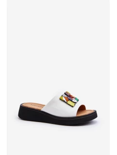 Skórzane Klapki Damskie Z Ozdobą Białe Asames