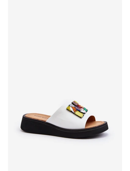 Skórzane Klapki Damskie Z Ozdobą Białe Asames