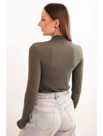 Dámsky kašmírový sveter s jemným rolákom a dlhými rukávmi, farba khaki