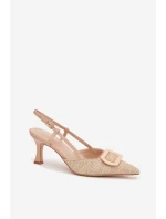 Sandále na podpätku model 225205 Vykročte štýlovo