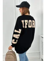 Izolovaná mikina s nápisom California čierny