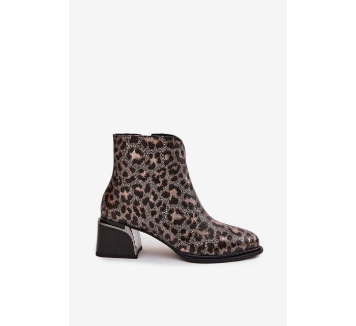 Skórzane Botki Damskie Na Klocku Ocieplane Panterka D&A CR52-622 Czarno-Złote