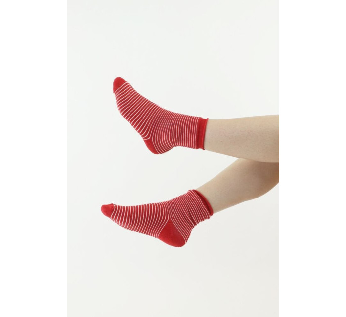 Thermo ponožky 83 červené s bielymi pruhmi