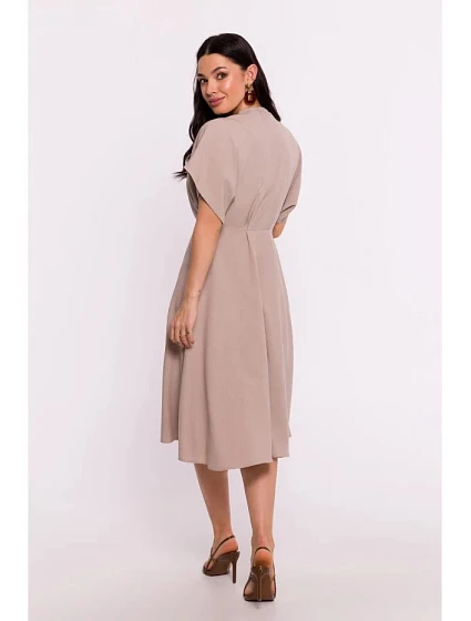 Rozšířené šaty model 20843828 béžové - BeWear Rozšířené šaty model 20843828 béžové - BeWear