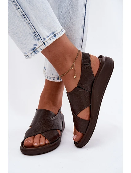 model 22122925 Kožené dámské sandály čokoládové - Zazoo