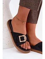 Dámské pantofle Černé se zlatou sponou model 22125600 - Boto