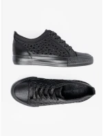 Módne dámske tenisky čierne na klin Módne dámske tenisky čierne na klin