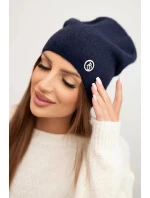 Dámská klasická čepice z měkkého úpletu s model 21480749 - K-Fashion Dámská klasická čepice z měkkého úpletu s model 21480749 - K-Fashion