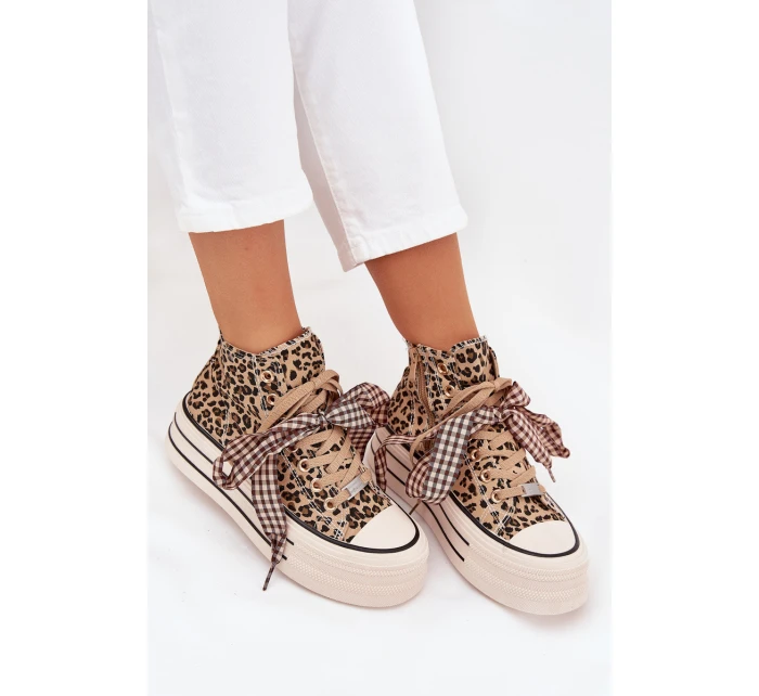 Dámské Tenisky S Mašlí A Zipem Na Platformě model 21705288 - EVENTO Dámské Tenisky S Mašlí A Zipem Na Platformě model 21705288 - EVENTO