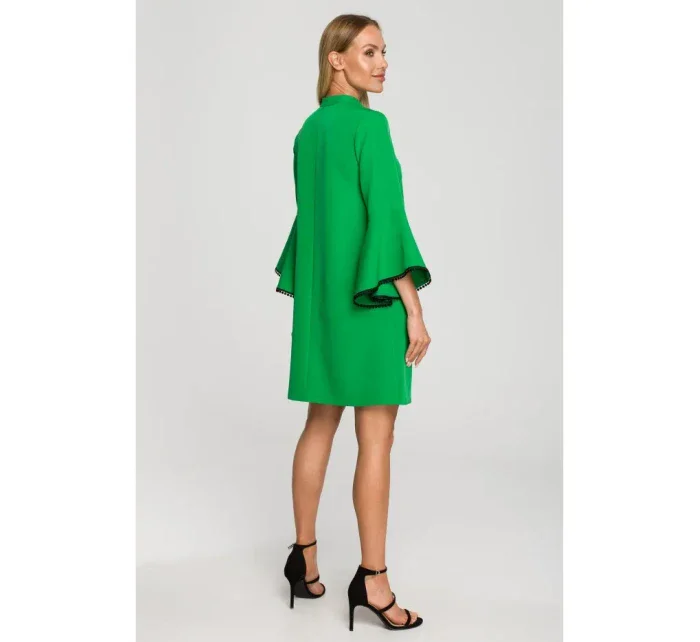 Šaty áčkového střihu s rukávy zelené model 18004273 - Moe Šaty áčkového střihu s rukávy zelené model 18004273 - Moe