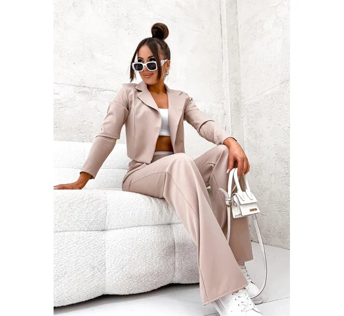 Béžová dámska súprava - krátke sako a široké nohavice (8263)