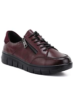 Dámské kožené polobotky na platformě v bordové barvě Vinceza model 22343096 Dámské kožené polobotky na platformě v bordové barvě Vinceza model 22343096