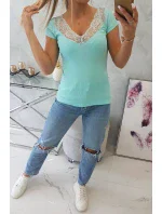 Blúzka s čipkovým výstrihom mätová