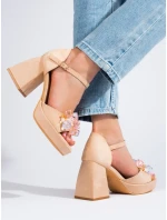 Pěkné dámské sandály hnědé na širokém podpatku Pěkné dámské sandály hnědé na širokém podpatku