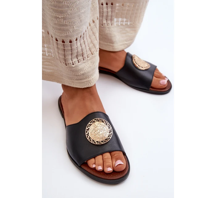 Zazoo 2938 Skórzane Klapki Na Płaskim Obcasie Z Ozdobą Czarne Zazoo 2938 Skórzane Klapki Na Płaskim Obcasie Z Ozdobą Czarne