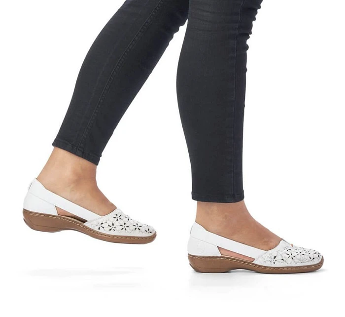 W bílá kožená polobotka model 22050397 - Rieker