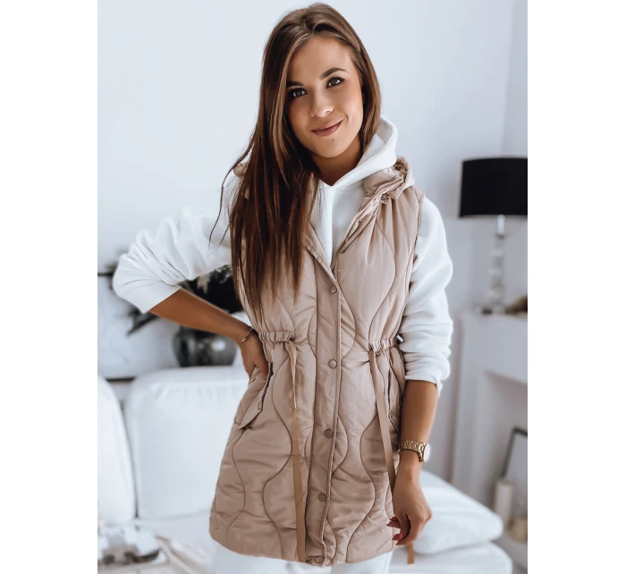 Dámská prošívaná vesta béžová Dstreet model 21966375 - FashionStreet Dámská prošívaná vesta béžová Dstreet model 21966375 - FashionStreet