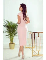 Elegantní dámské midi šaty v pudrově růžové barvě s páskem model 8828948 - numoco