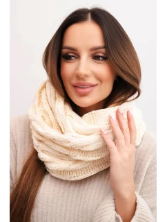 Dámsky pletený vlnený komín mäkký a teplý KN23 béžový
