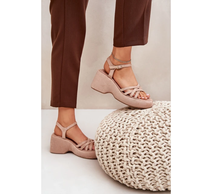 Sandały Na Platformie I Koturnie Z Eko Zamszu Beżowe Nendal Sandały Na Platformie I Koturnie Z Eko Zamszu Beżowe Nendal