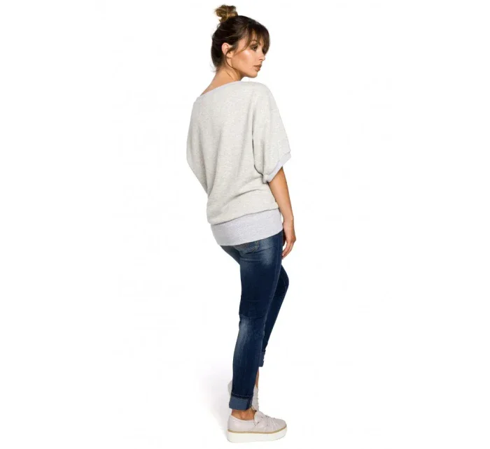 B048 Blúzka nadmernej veľkosti so zavinovacími detailmi - púdrová