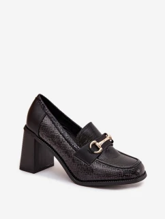 Dámske poltopánky s reliéfom a zlatými detailmi Novella - čierne