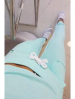 Sada s dvojitými pruhy máta