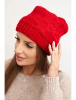 Dámská zimní čepice z vlny s ozdobným pletením model 21782963 červená - K-Fashion