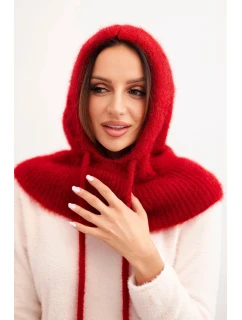 Dámská čepice s kapucí, šněrováním a copánkovým vzorem červená