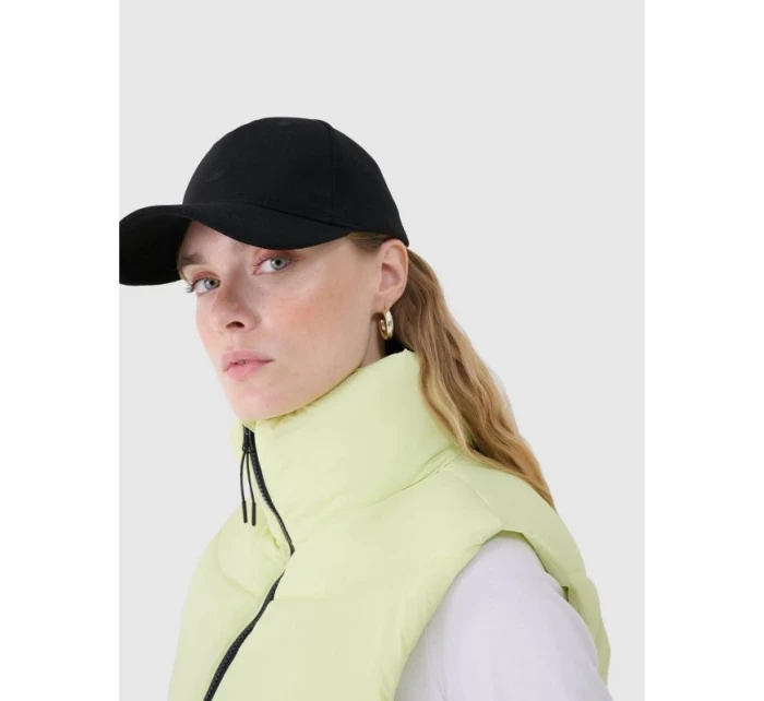 Dámske puzdro bez rukávov 4F 4FWSS25TVJAF182-45S so syntetickou výstelkou Dámske puzdro bez rukávov 4F 4FWSS25TVJAF182-45S so syntetickou výstelkou