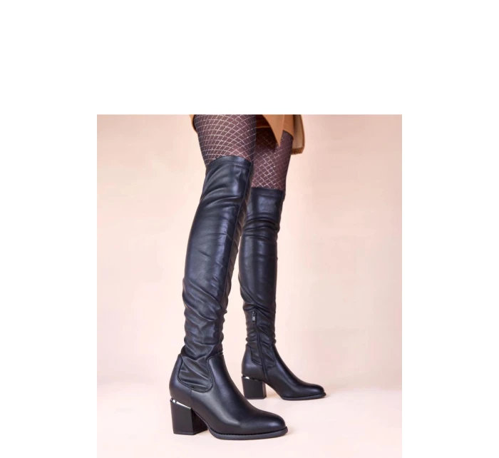 Topánky na podpätku model 221012 Solea