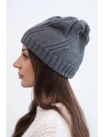 Dámska zimná vlnená čiapka s geometrickým vzorom a jemným leskom K401 tmavosivá