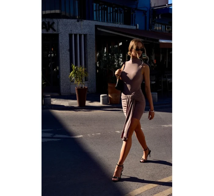 M841 Mini šaty so zaväzovaním vpredu - béžové