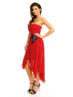 Společenské šaty model 20069567 s mašlí a asymetrickou sukní červené Červená - Mayaadi Společenské šaty model 20069567 s mašlí a asymetrickou sukní červené Červená - Mayaadi