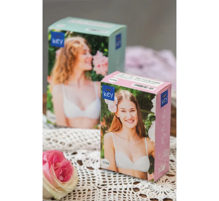 PODPRSENKA PRE TÍNEDŽEROV TBC 122 BIELA