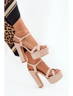 Dámské sandály na vysokém podpatku a platformě lakované béžové model 21688893 - Boto Dámské sandály na vysokém podpatku a platformě lakované béžové model 21688893 - Boto