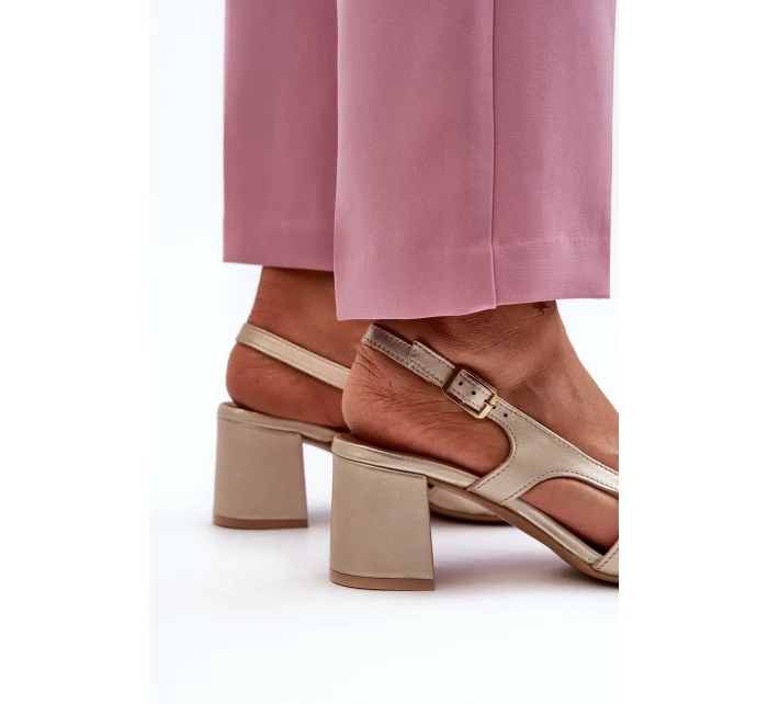 Kožené sandály na podpatku model 21659451 Zlaté - Maciejka