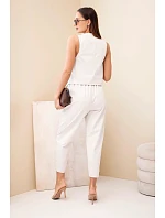 Dámsky elegantný set s vestou na gombíky a nohavicami béžovej farby