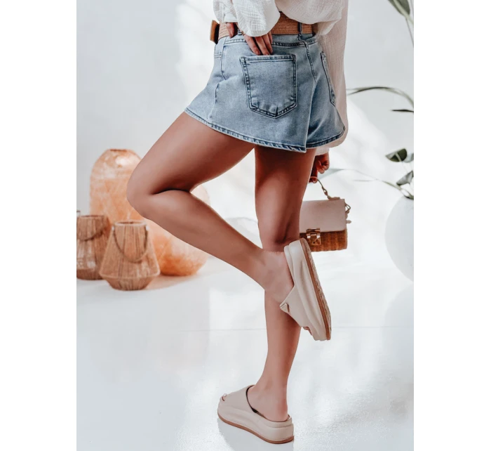 Dámske džínsové šortky HOT LIGHT blue Dstreet SY0467 Dámske džínsové šortky HOT LIGHT blue Dstreet SY0467