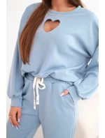 Dámska súprava s maslom a džínsami s výrezom v tvare srdca Dámska súprava s maslom a džínsami s výrezom v tvare srdca