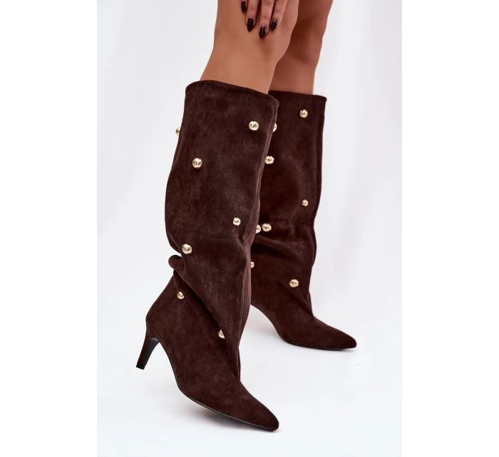 Vklouznuté dámské kozačky na jehlovém podpatku se zlatými ozdobami hnědé Thaliane