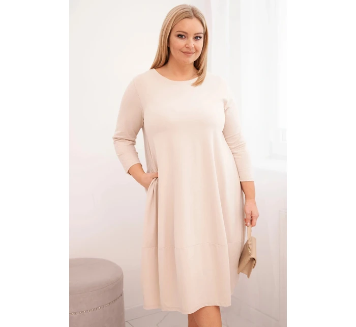 Dámská bavlněná šaty Plus Size s ohrnovacími rukávy a kapsami béžová